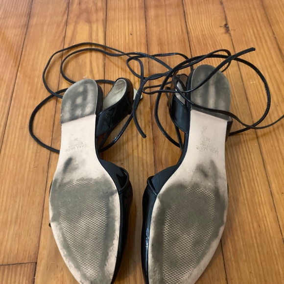 Patent leather tie up ballet flat - Picture 3 of 3